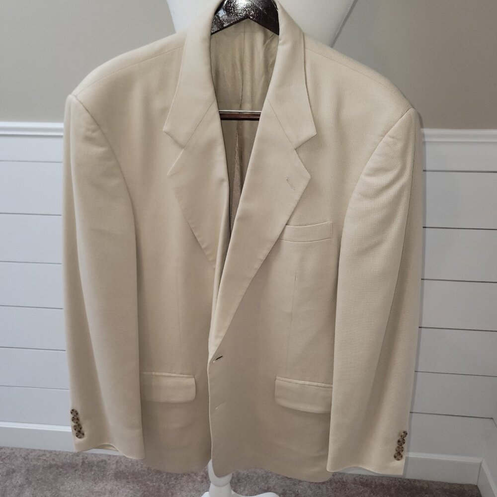 Classy Men's 100% Silk Cream Colored Summer Blazer Size 46R